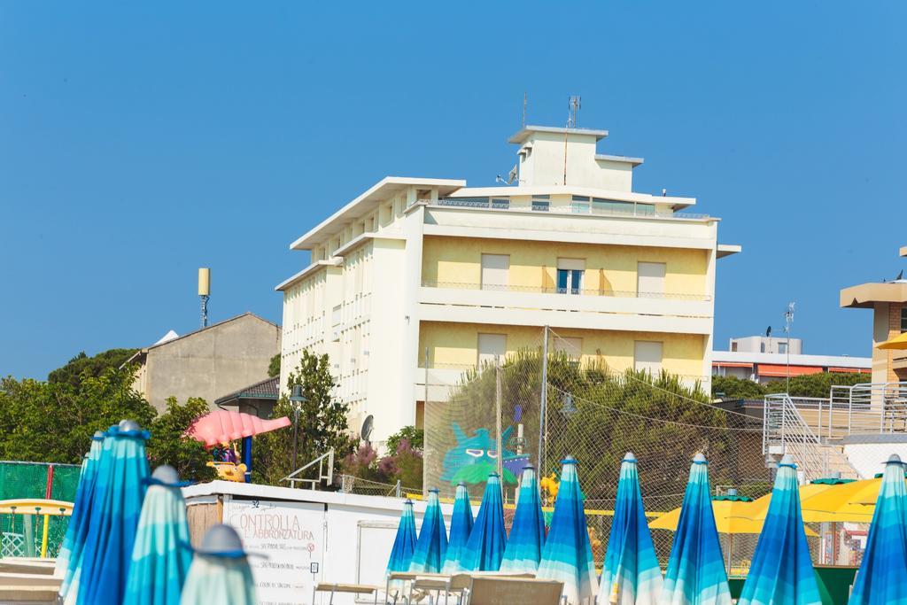 Hotel Gaia เชเซนาติโก ภายนอก รูปภาพ